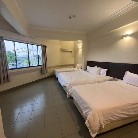 Hotel Sitiawan Eksteriør billede