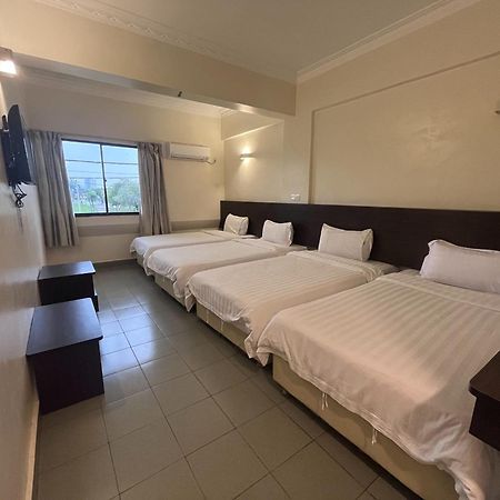 Hotel Sitiawan Eksteriør billede